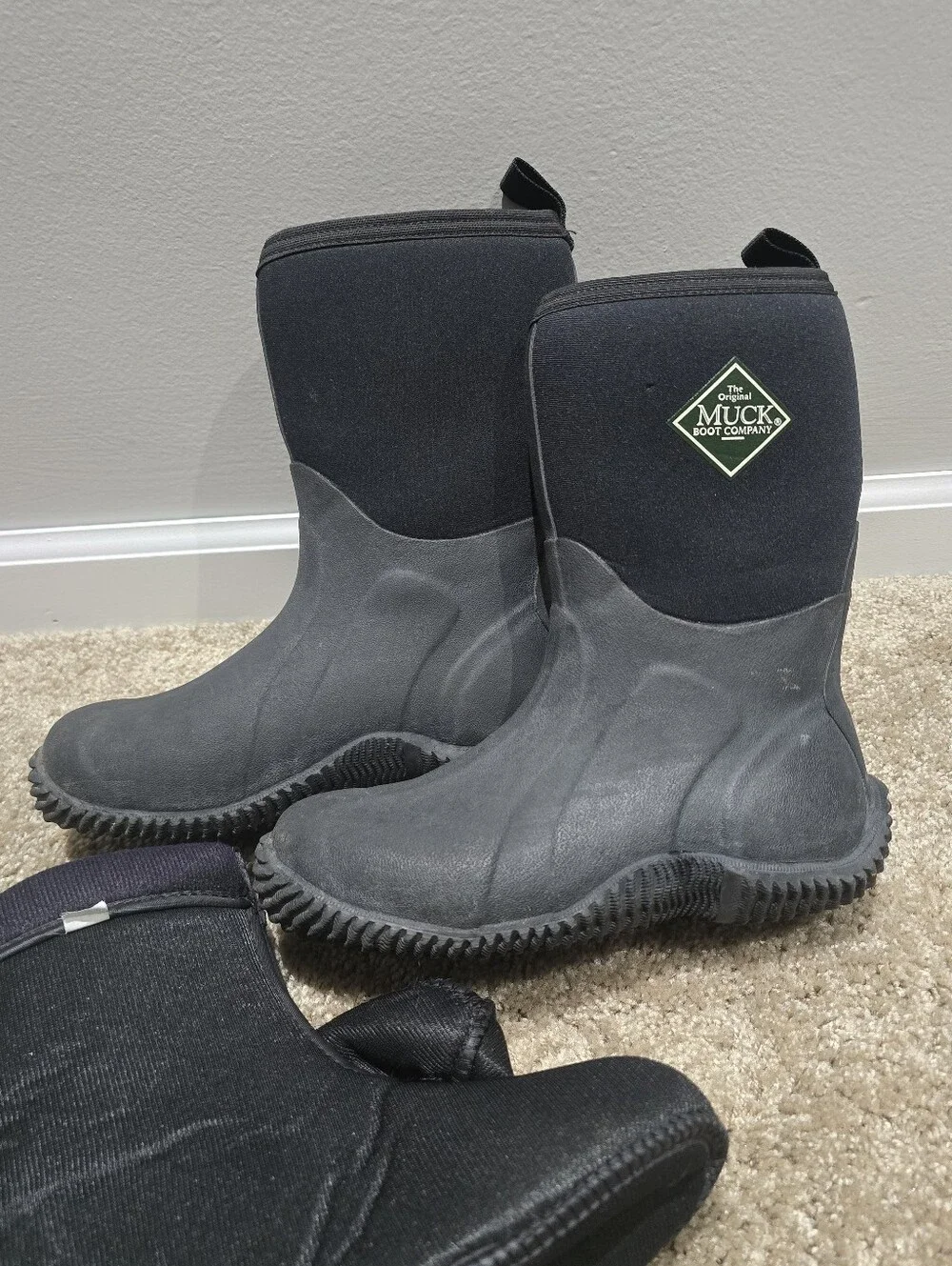The Muck Boot Company Kids Size 5 Black Boots With Inserts